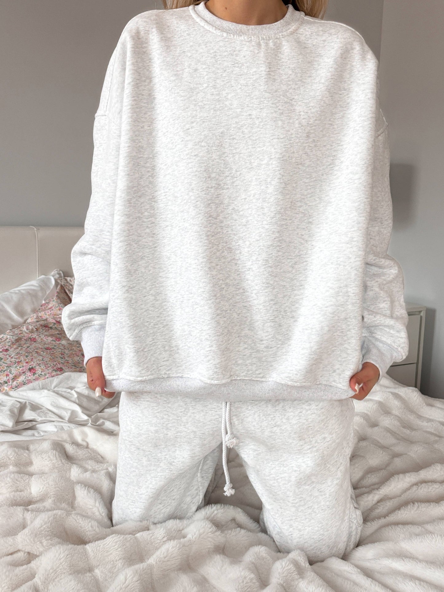 Pearl Grey Basic Crewneck