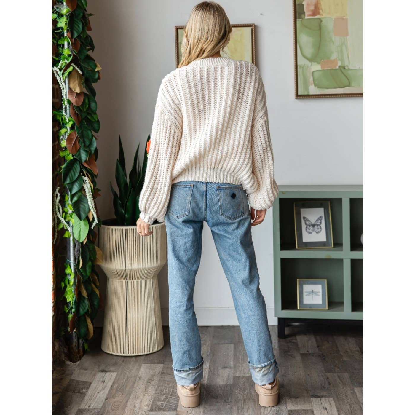 Flower Pom Pom Crop Cardigan