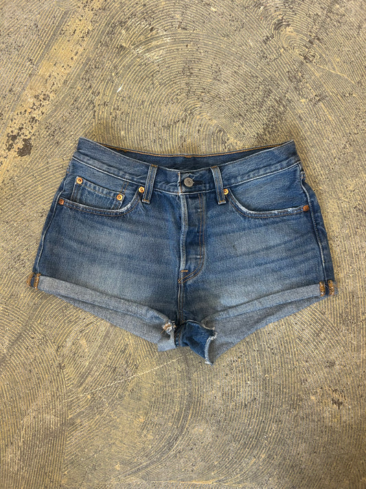 LL Levi’s Short Medium Wash