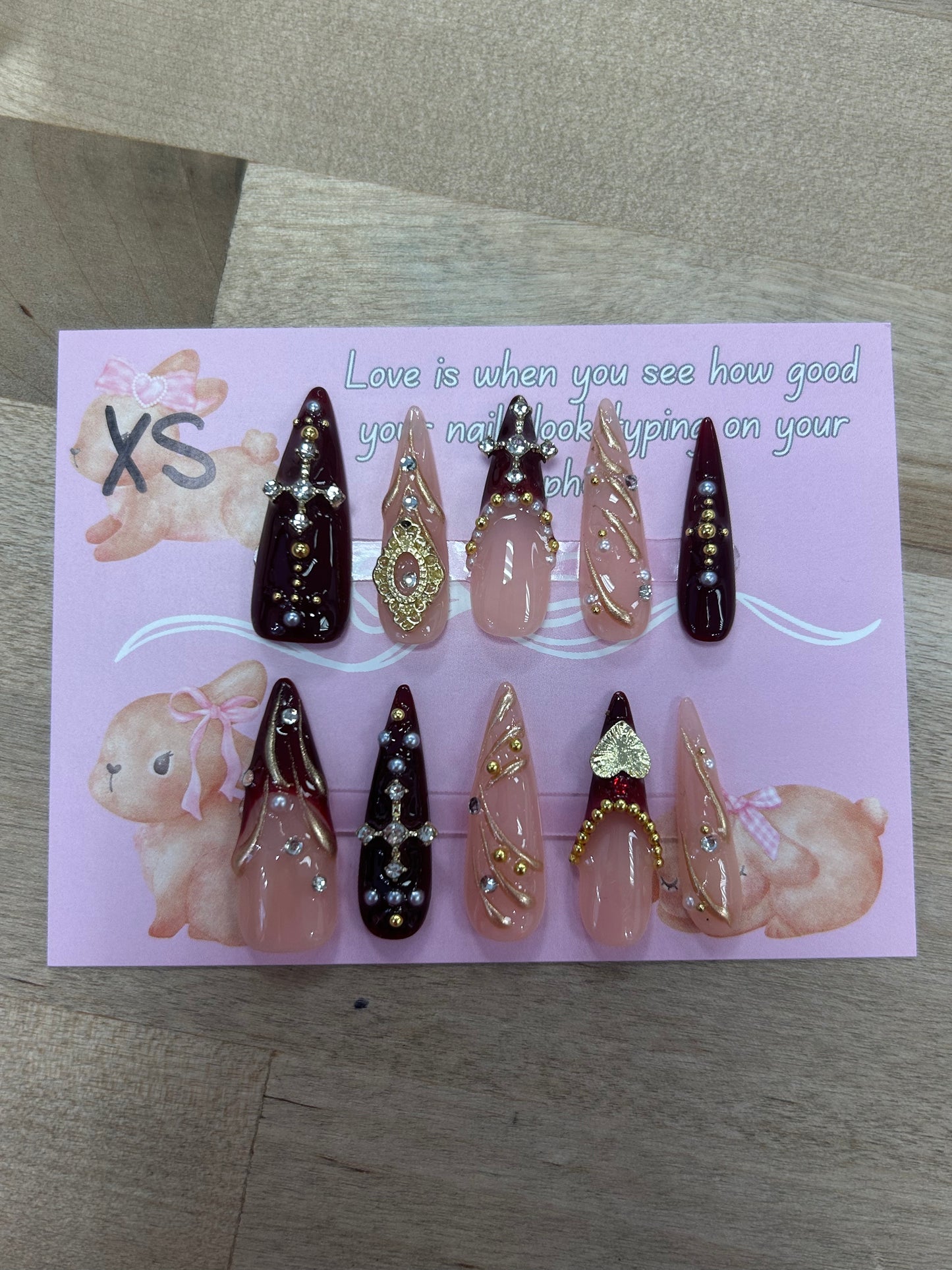 elvira nails