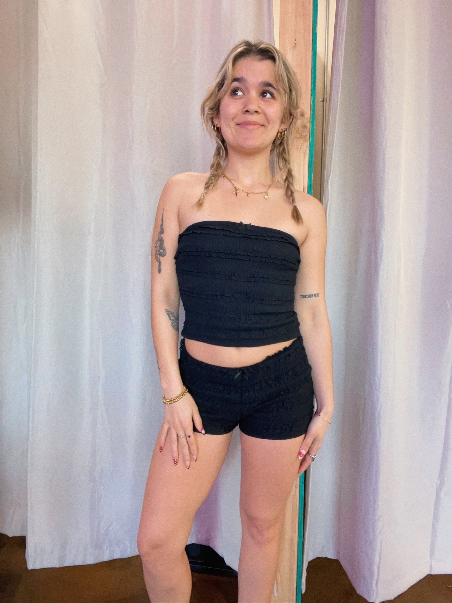 Kaeli Black Shorts