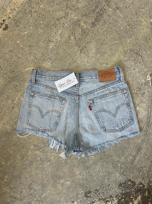 LL Levi’s Light Short