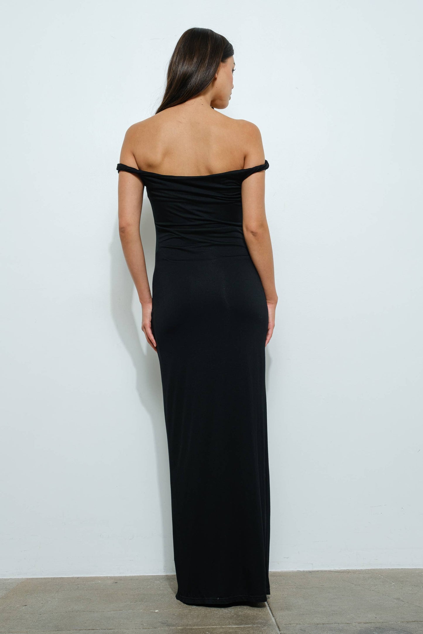 Twist Off The Shoulder Maxi Dress