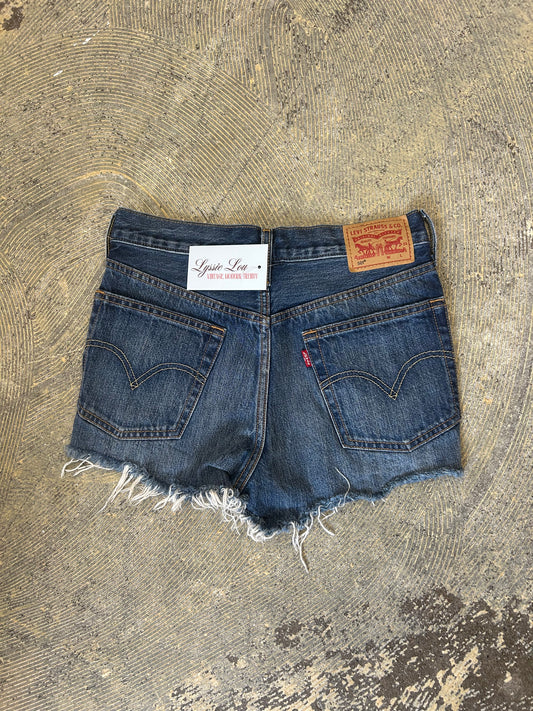 LL Levi’s Cherry Short