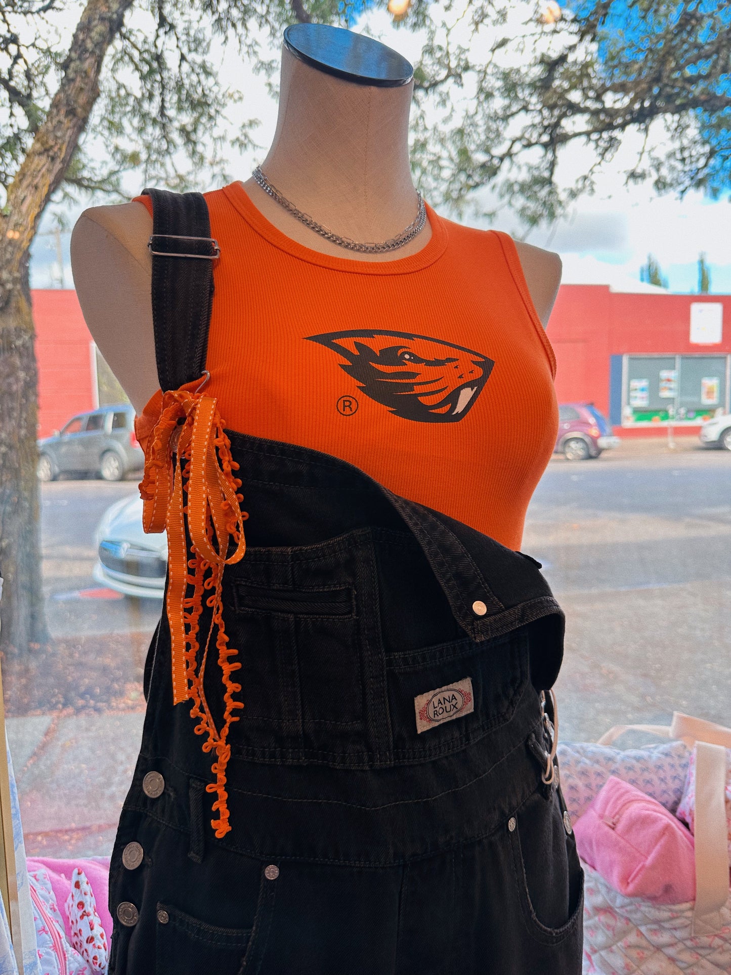 Orange Oregon State Tank