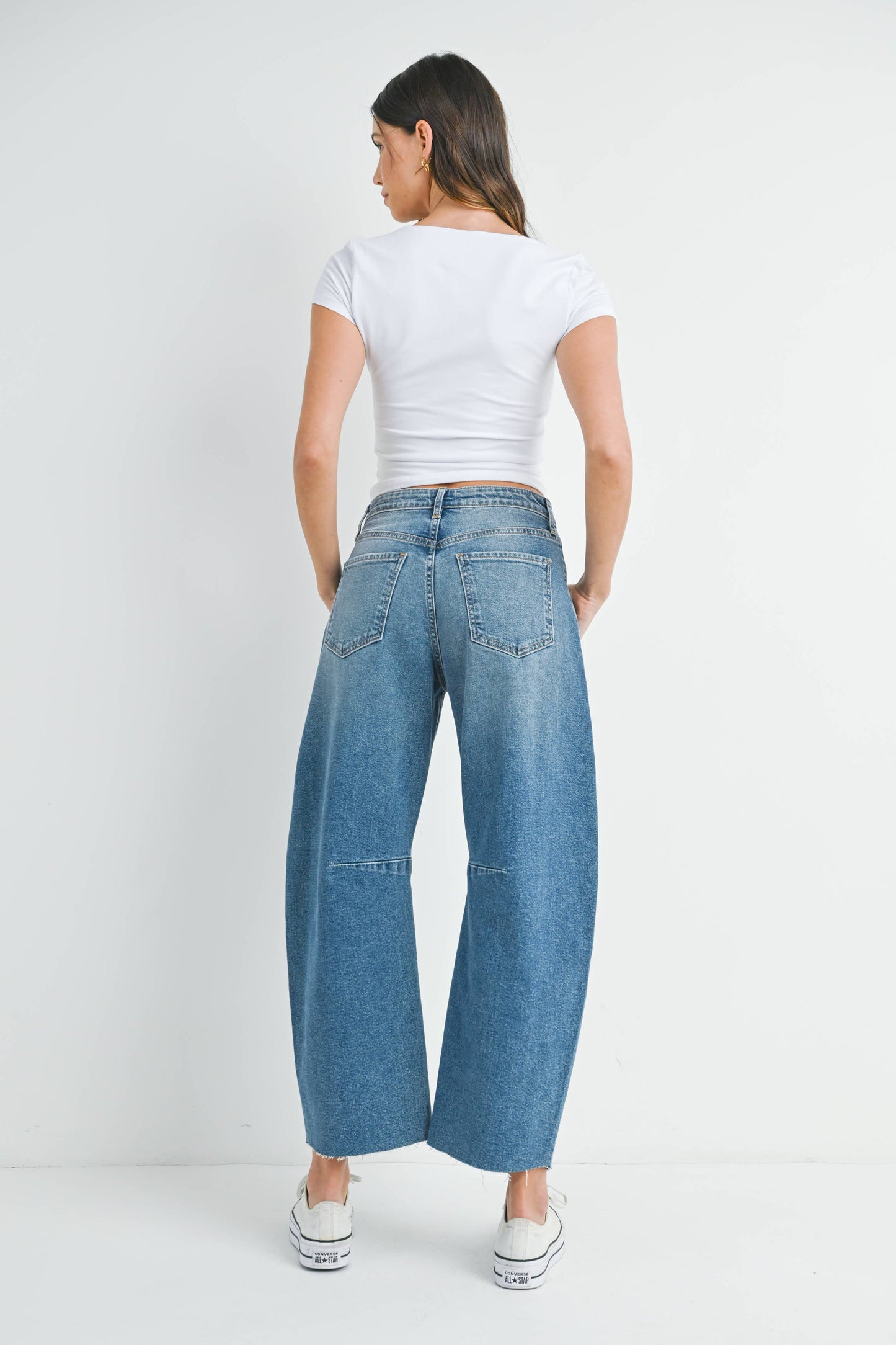 Medium Wash Barrel Jean w/ Seams