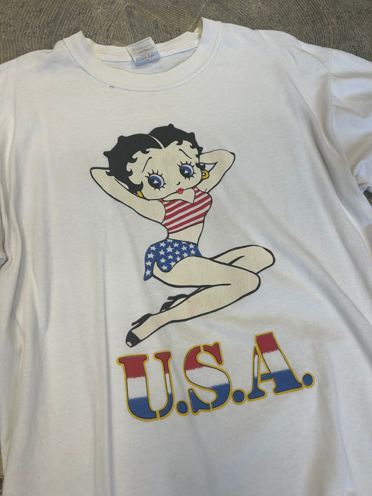 LL USA Betty Tee