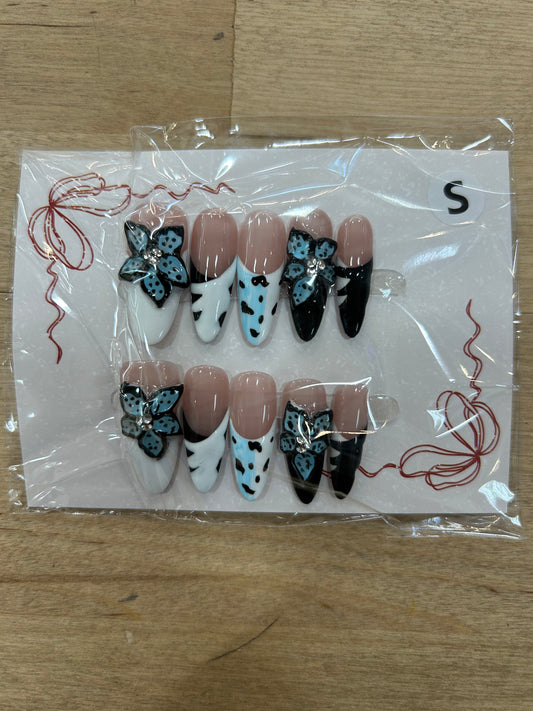 Tropical Blue Leopard Nails