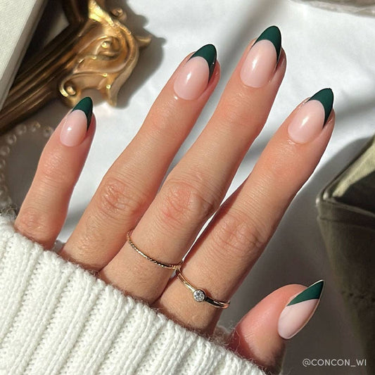 Chรขteau Press-On Nails