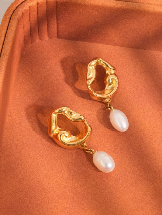 Nerissa 18K Gold Non-Tarnish Abstract Pearl Earring