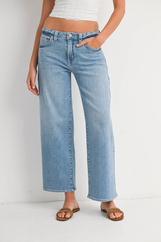 Petite Slim Wide Leg-light