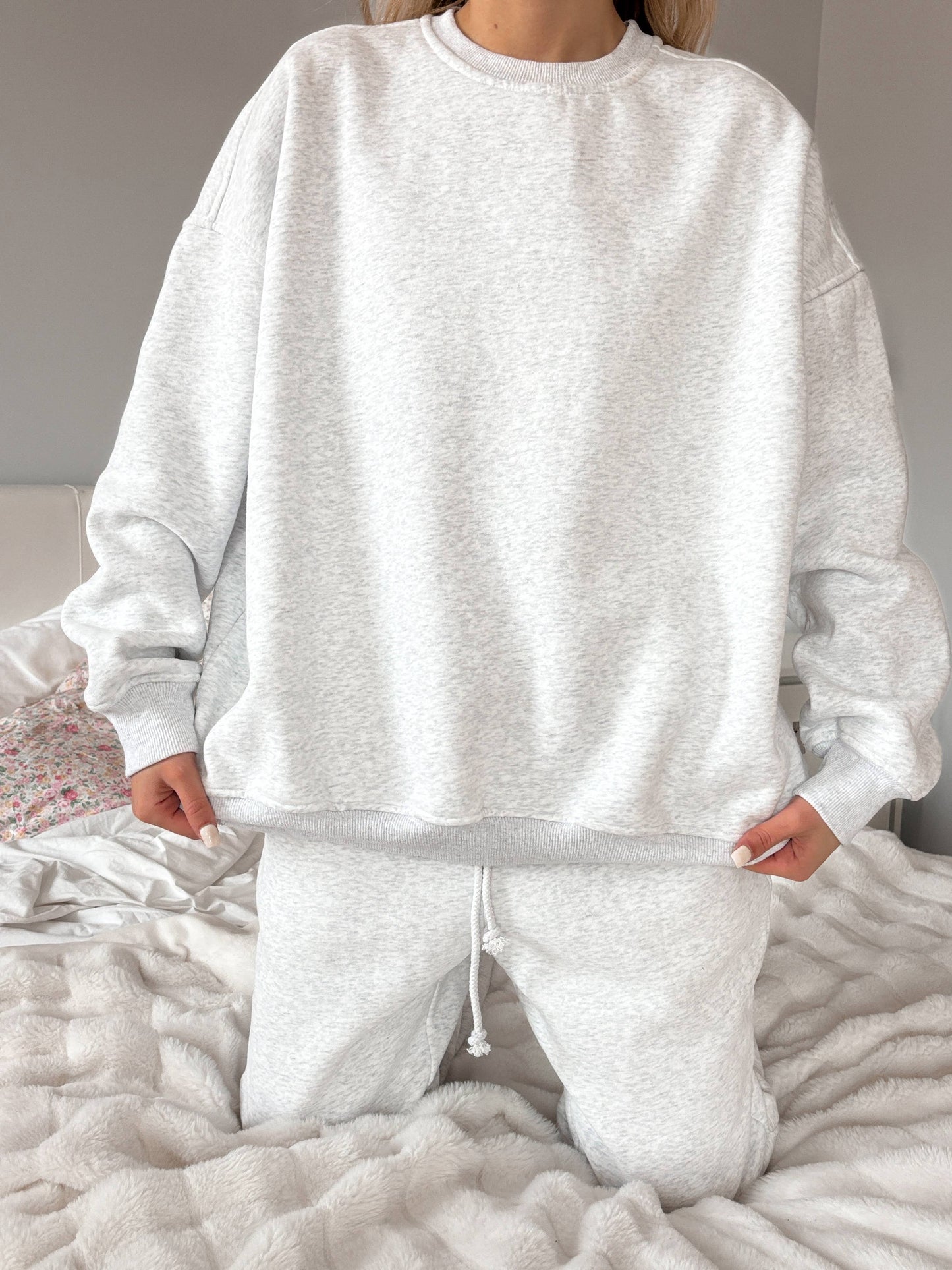 Pearl Grey Basic Crewneck