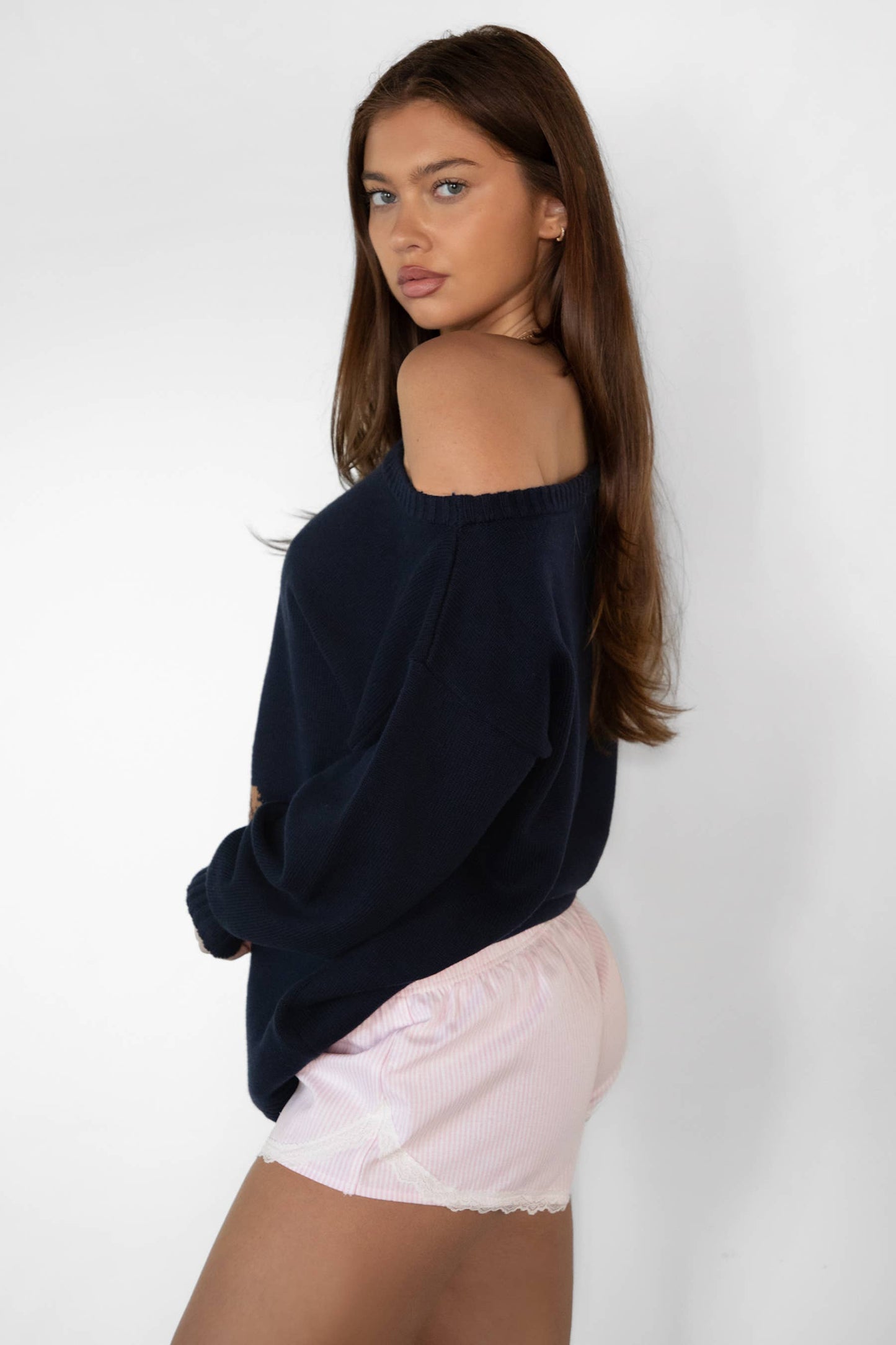 Lace Trim Shorts: Low Rise