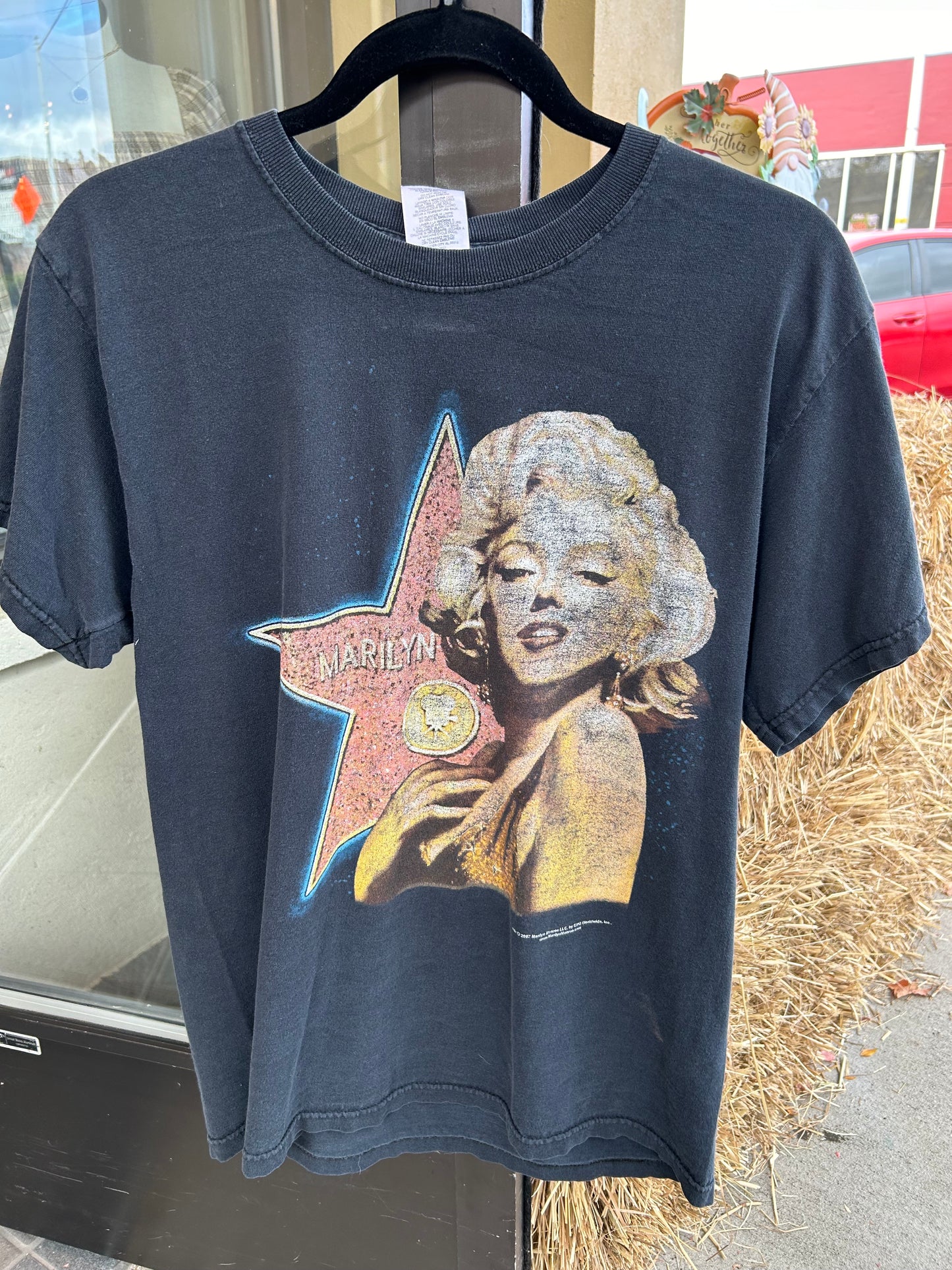 LL Marilyn Tee