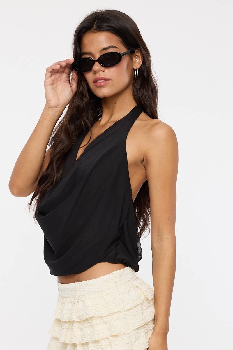 SOLID COLOR V-NECK TOP