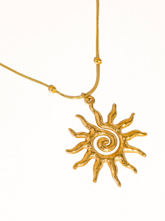 Taiyo Non-Tarnish Boho Sun Necklace: 18K Gold