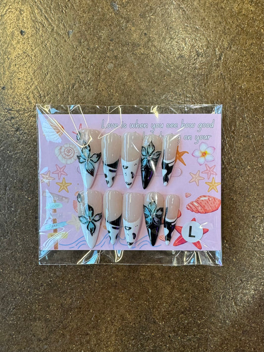 White Black & Blue Flower Stilleto Press On Nails