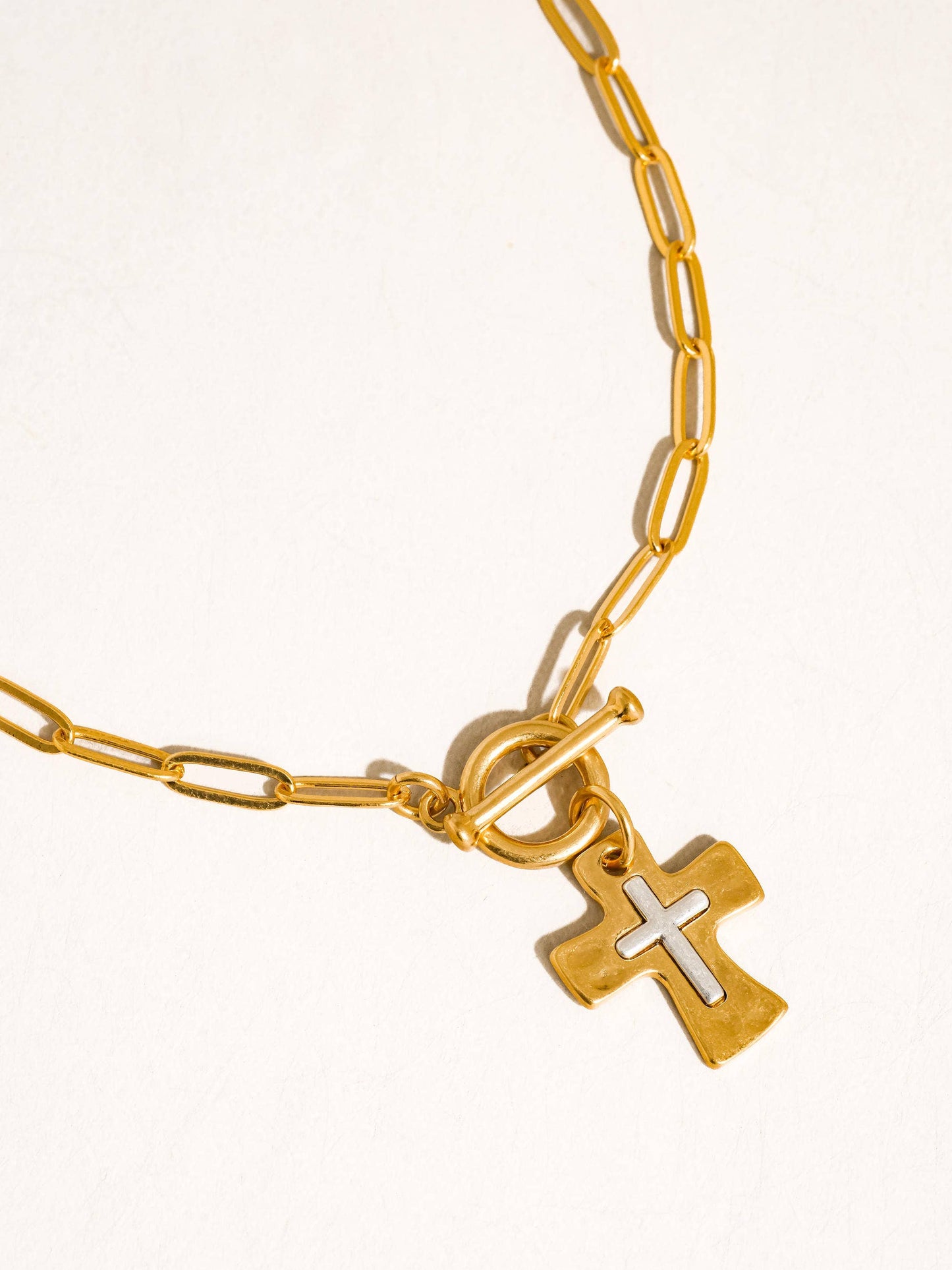 Royale 18K Gold Vintage Cross Small Chain Necklace