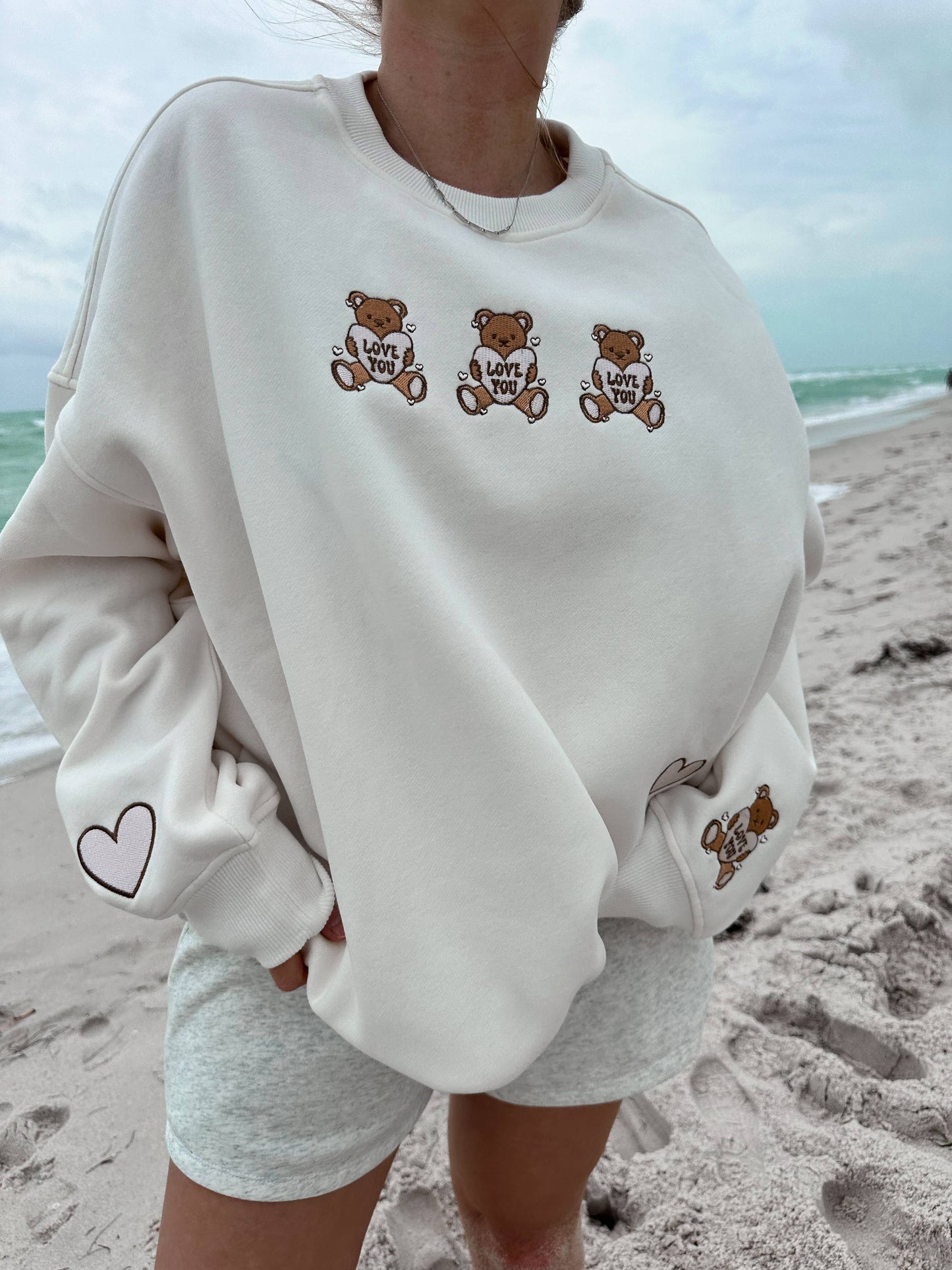 Teddy Bear Embroider Sweatshirt: Seashell Ivory