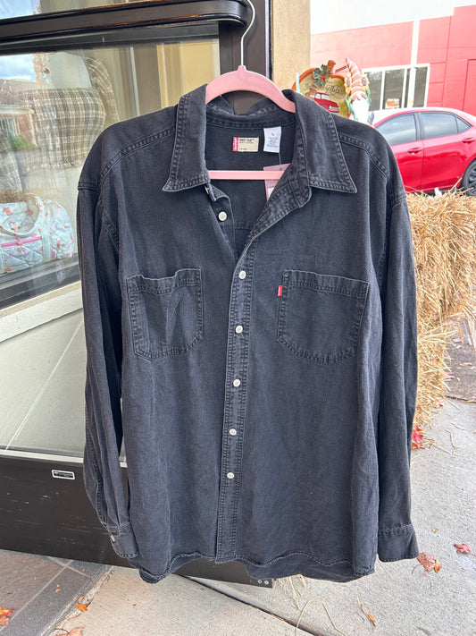 LL Levi's Black Button Up