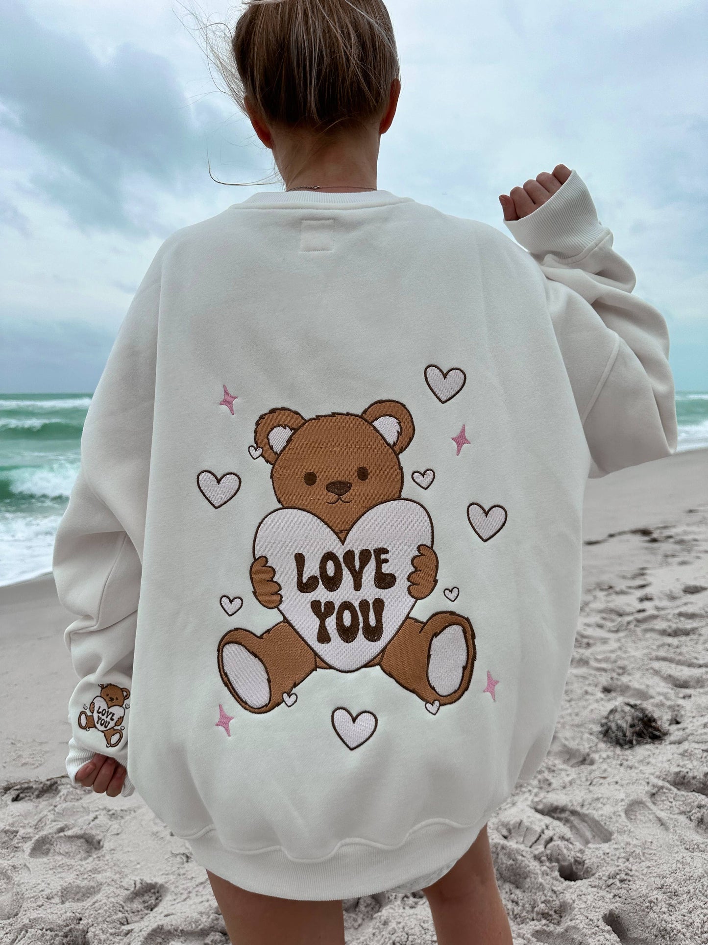 Teddy Bear Embroider Sweatshirt: Seashell Ivory