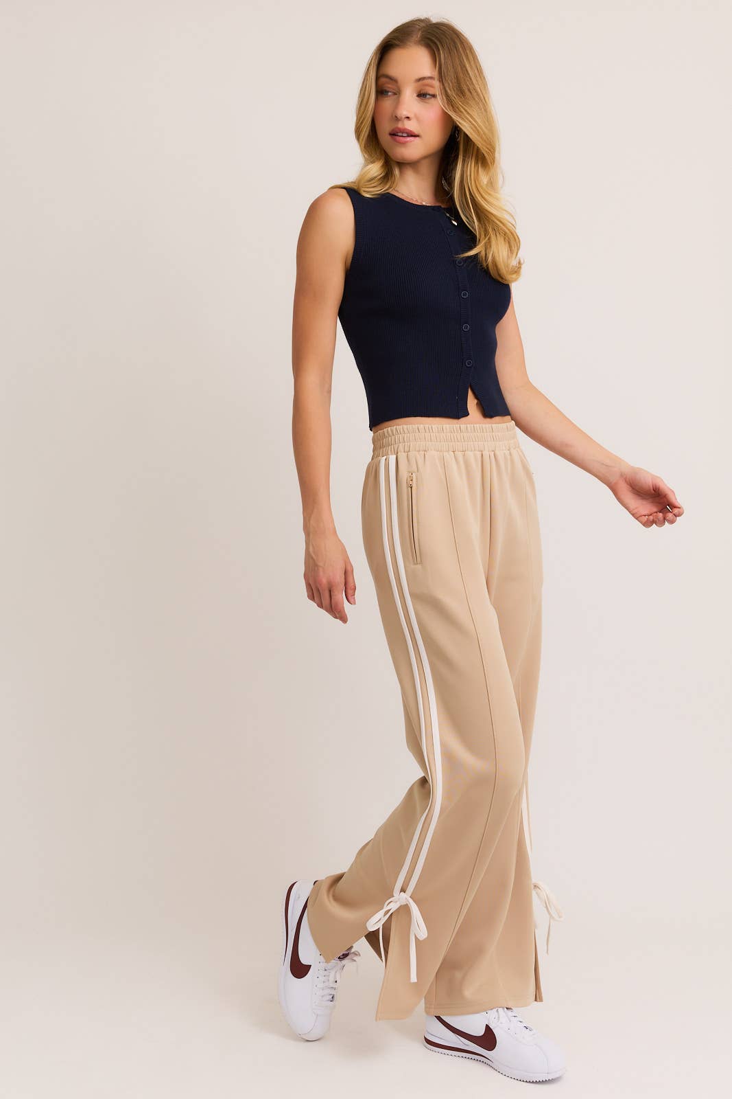 Sleeveless Round Neck Button Down Ripped Sweater Top
