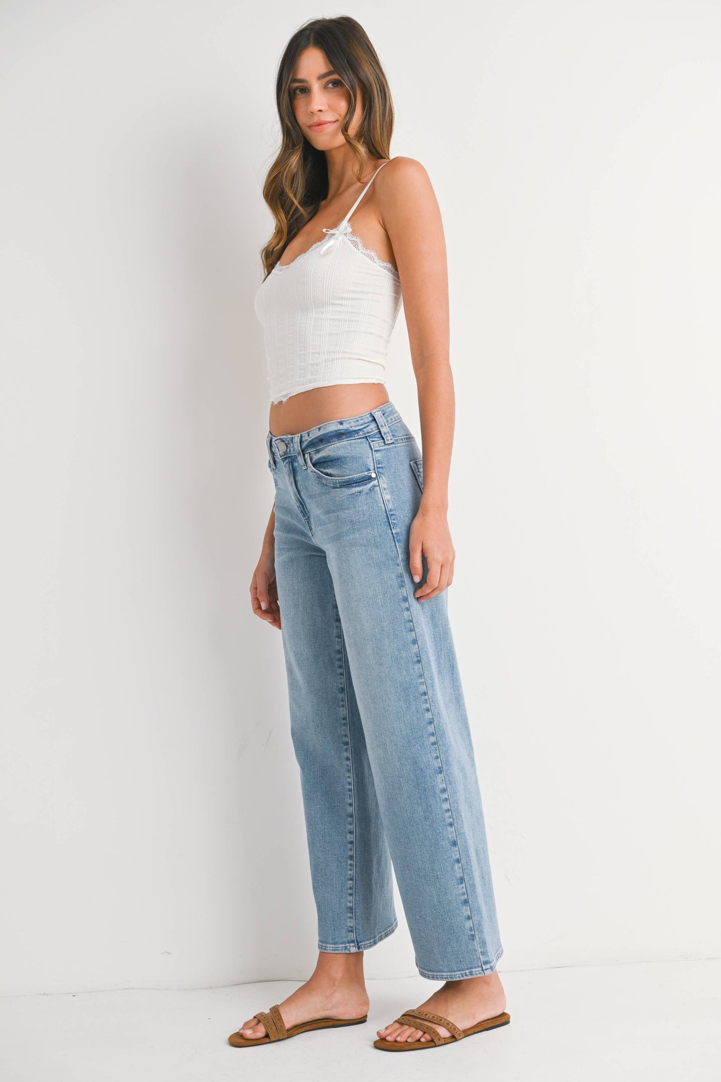 Petite Slim Wide Leg-light