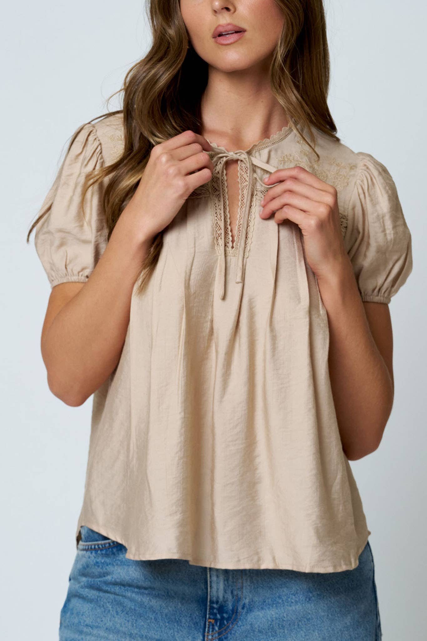 EMBROIDERED LACE TRIM PINTUCK DETAIL TOP