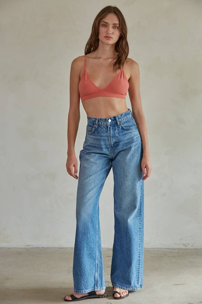 Seamless Ribbed Plunged V-Neck Bralette