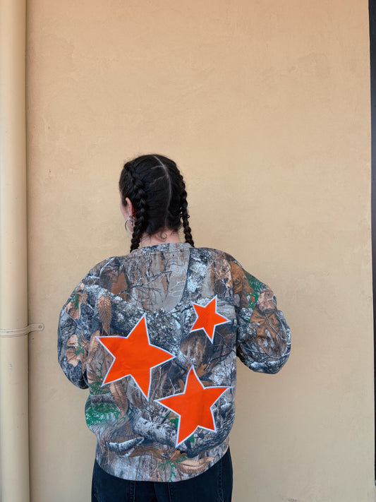 Camo Crewneck Orange Stars