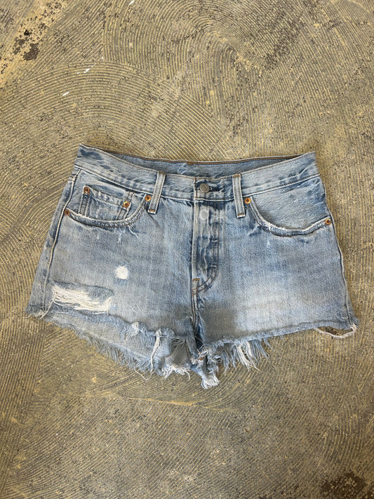LL Levi’s Light Short