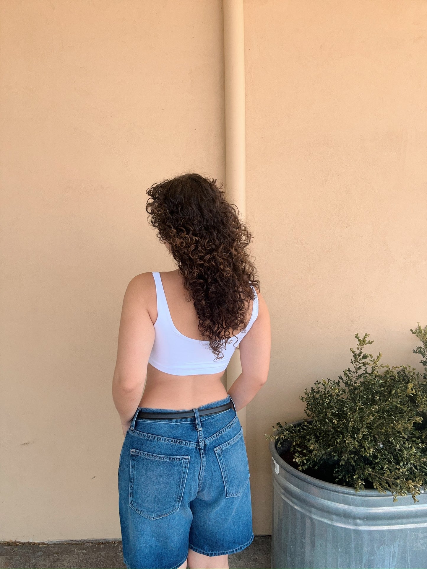 White Scoop Neck Crop Top