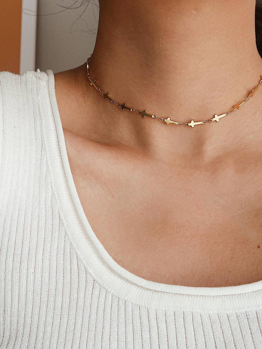 Dilara Choker: 18K Gold Non-Tarnish Cross
