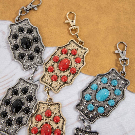 Multi Stone Detail Concho Chain Belt
