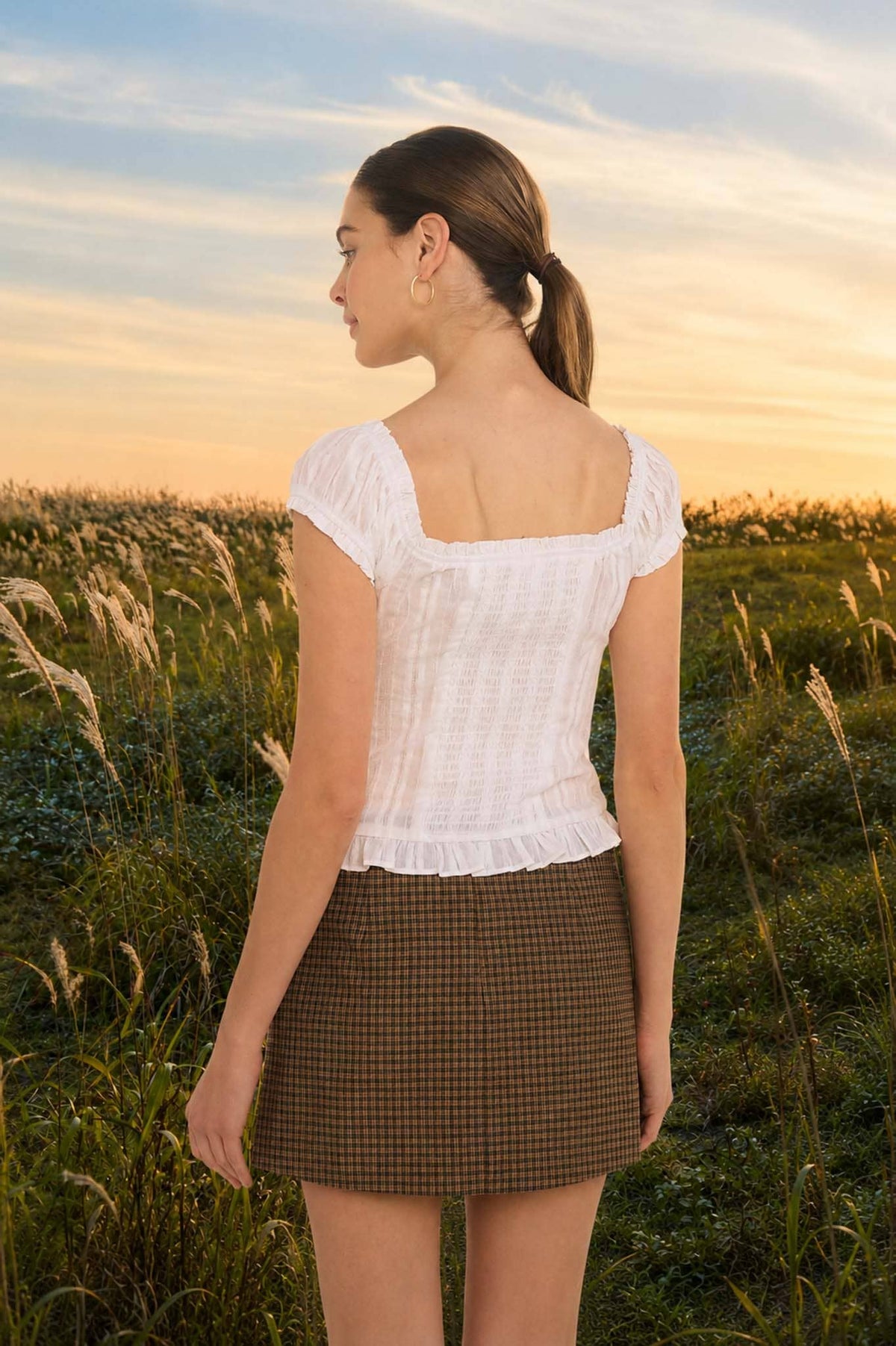 TEXTURE RUFFLE BUTTON DOWN TOP